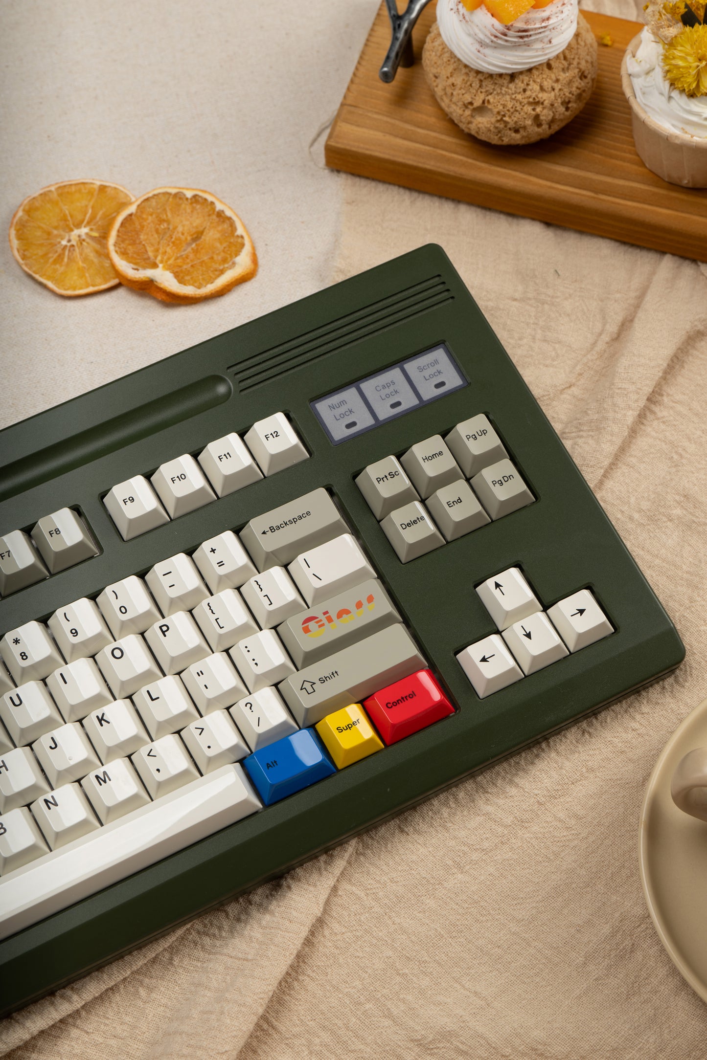 Glazed Beige Keycaps + Artisan