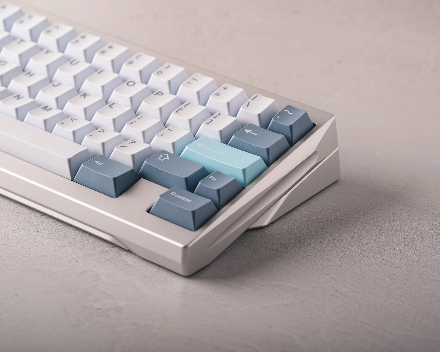 Larva 60 Kit 1 [GB]