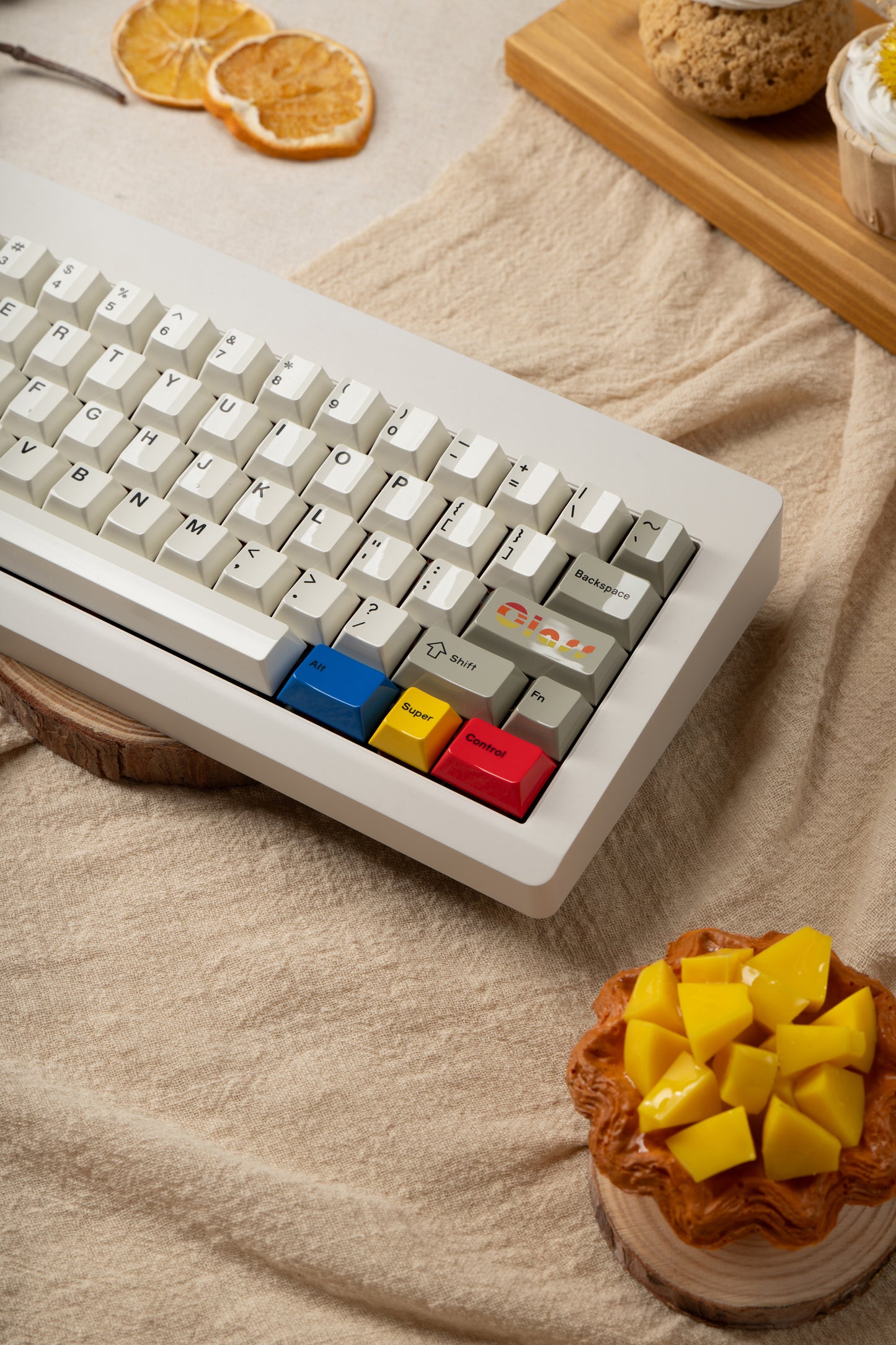 Glazed Beige Keycaps + Artisan