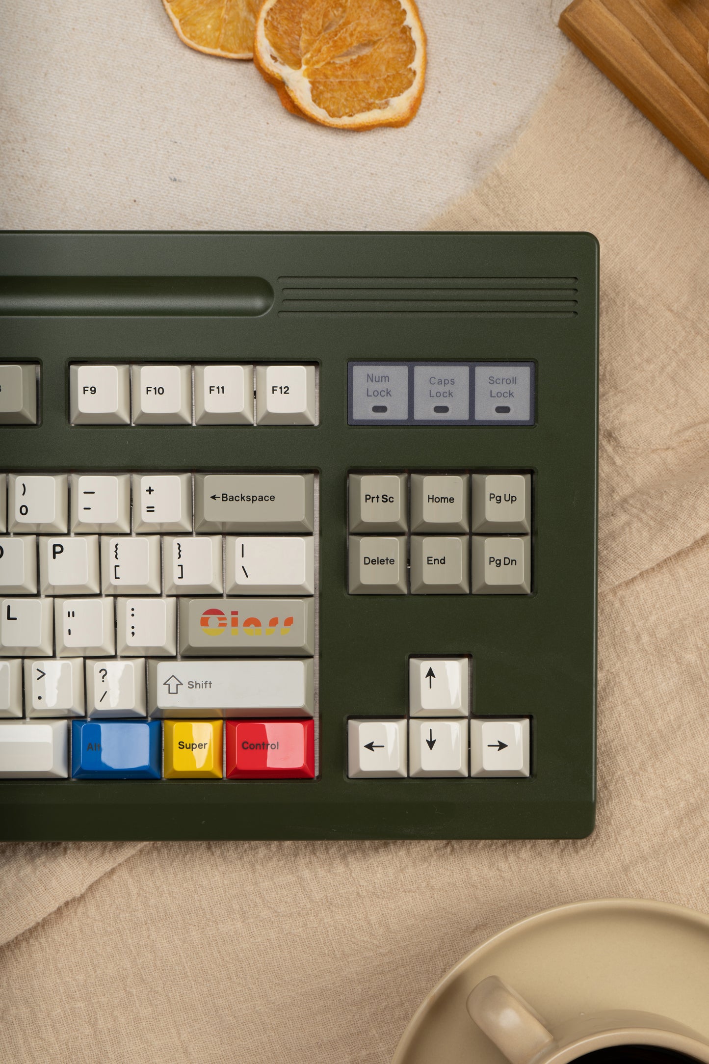 Glazed Beige Keycaps + Artisan