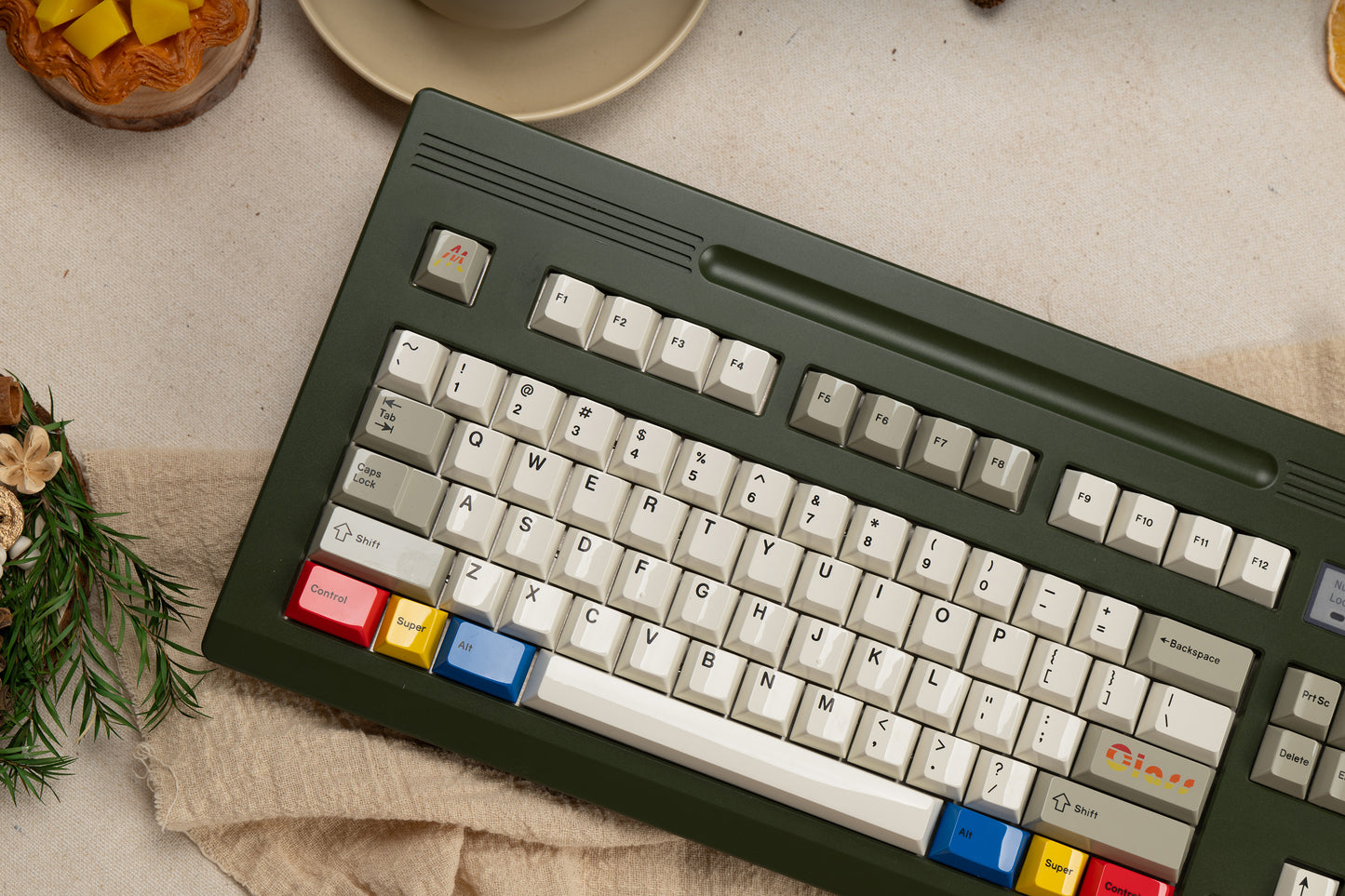 Glazed Beige Keycaps + Artisan